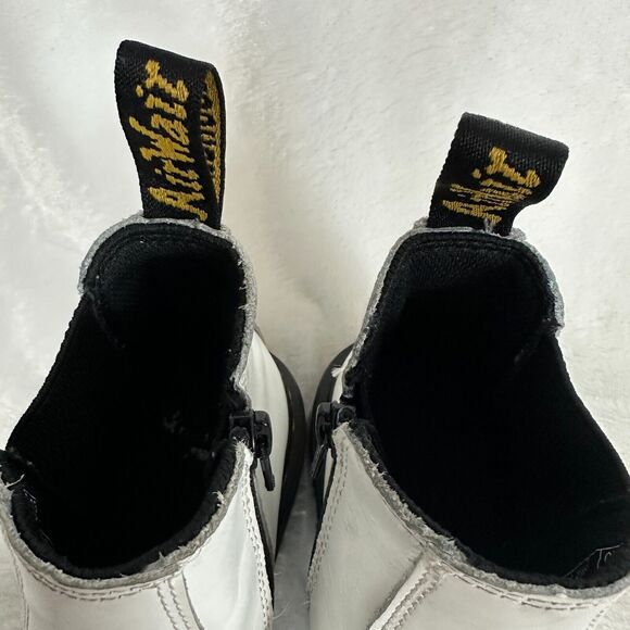 Dr Martens Youth Size 1 Chelsea Boots Ankle White Leather Zip Combat 2976J Docs - Picture 4 of 9